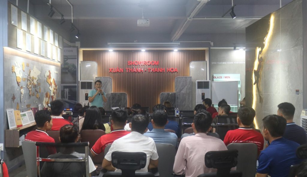 Tham dự Lớp tập huấn về Thiết kế Nội thất của Hệ thống VLXD Xuân Thành